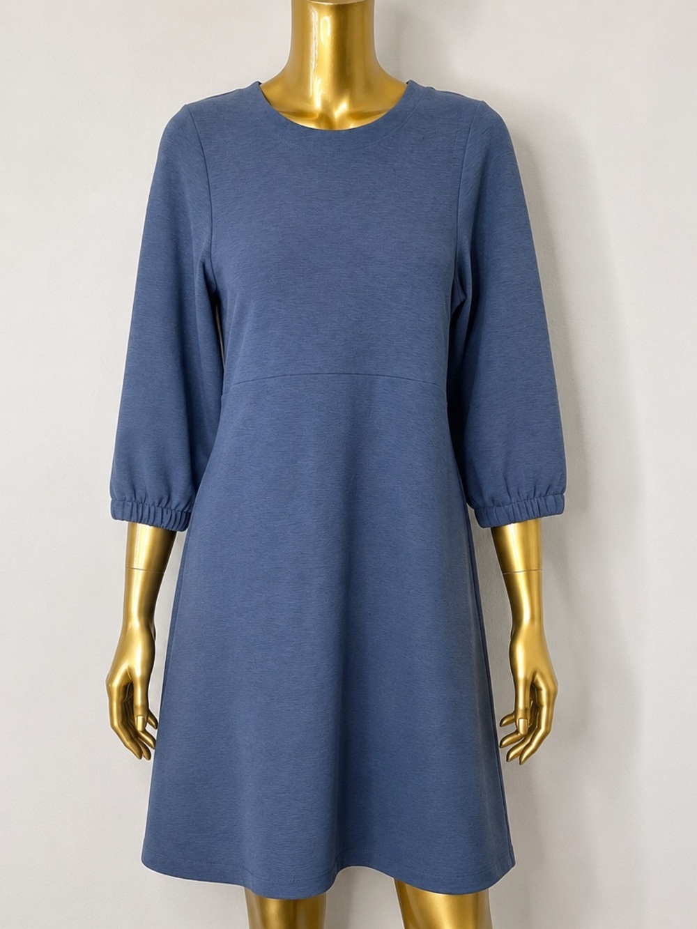✨ Cozy Free Assembly Dress ✨